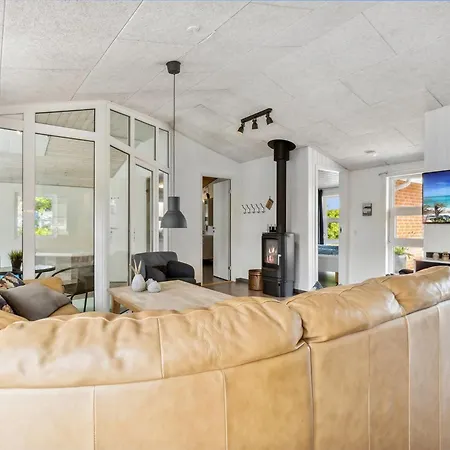 Jonke - 800m From The Sea By Interhome בית נופש *